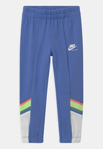 Nike D Heritage